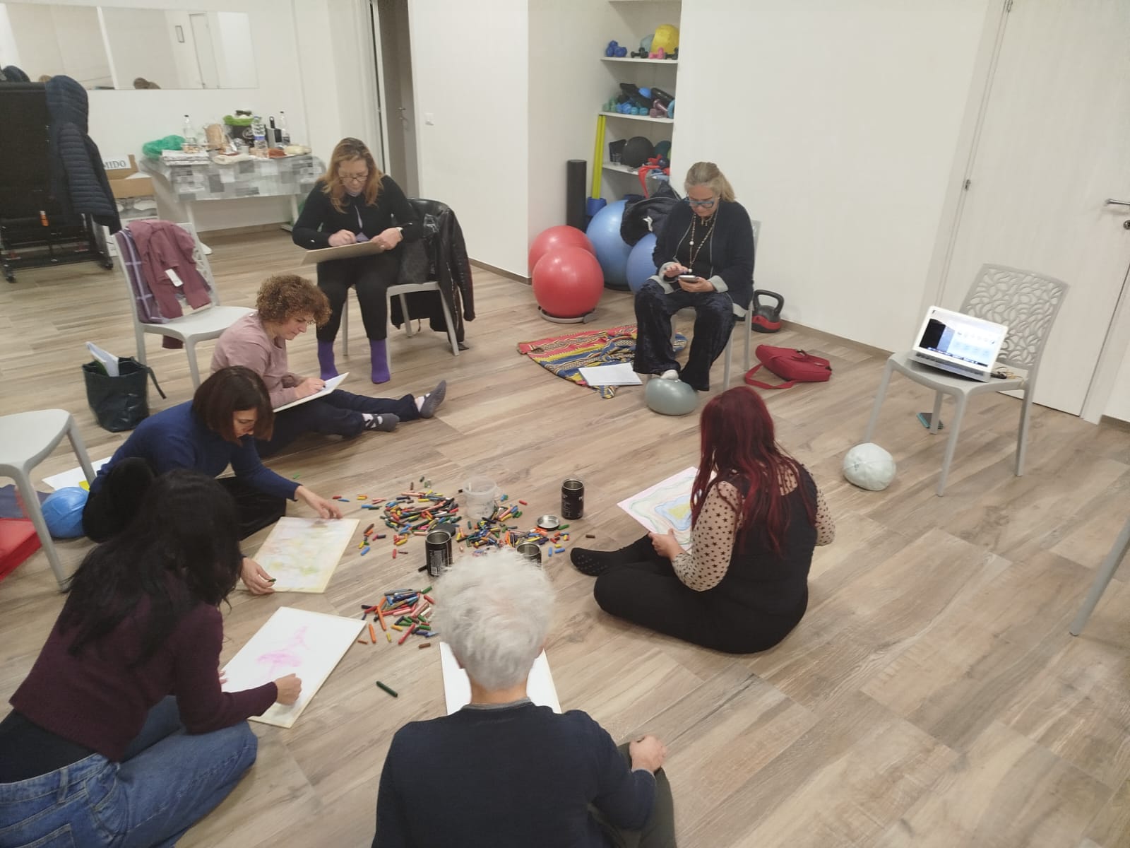 Galleria immagine 79